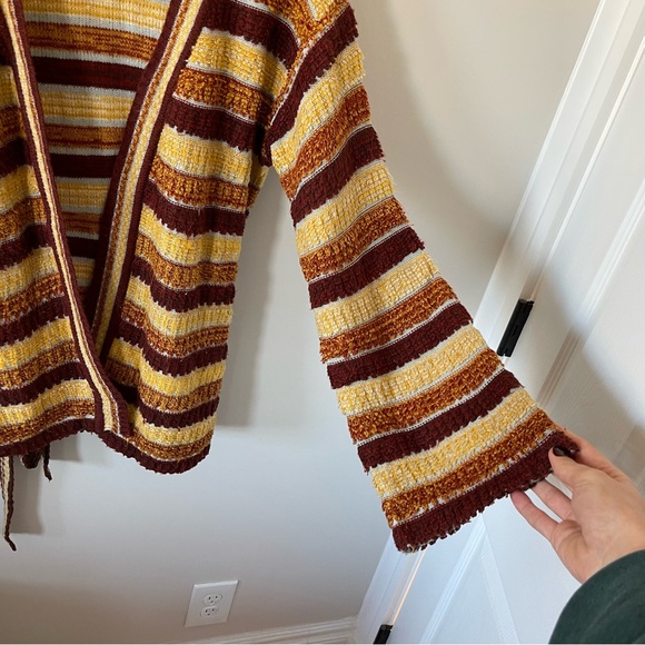 Vintage Striped Wrap Tie Waist Cardigan Sweater Sz Small - Picture 5 of 5